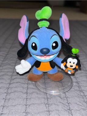 Stitch as goofy